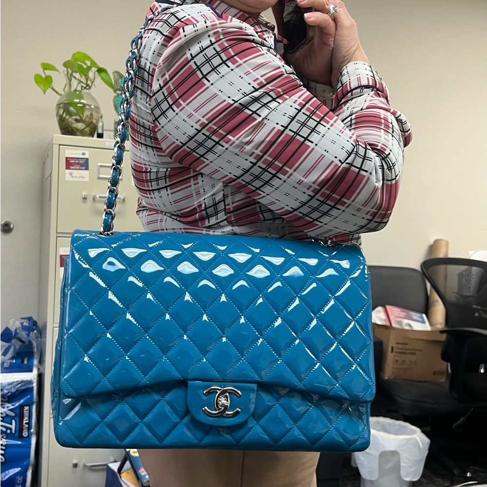 Chanel Blue double flap Patent leather Maxi